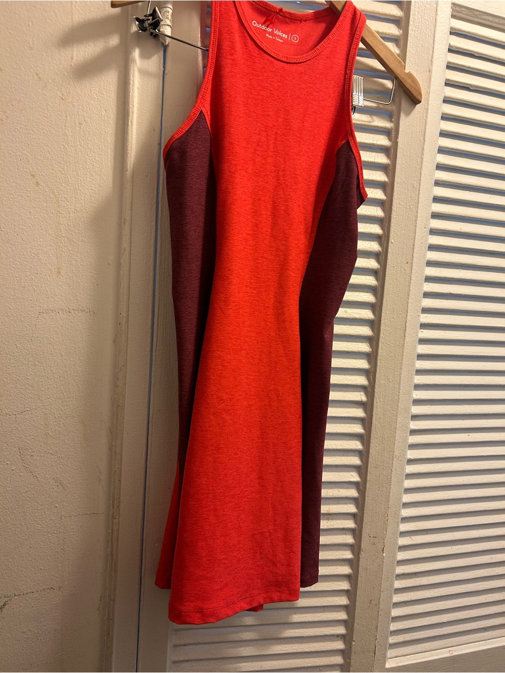Outdoor Voices Athena Poppy/ Shiraz Sleeveless Racerback Dress - size S NWT